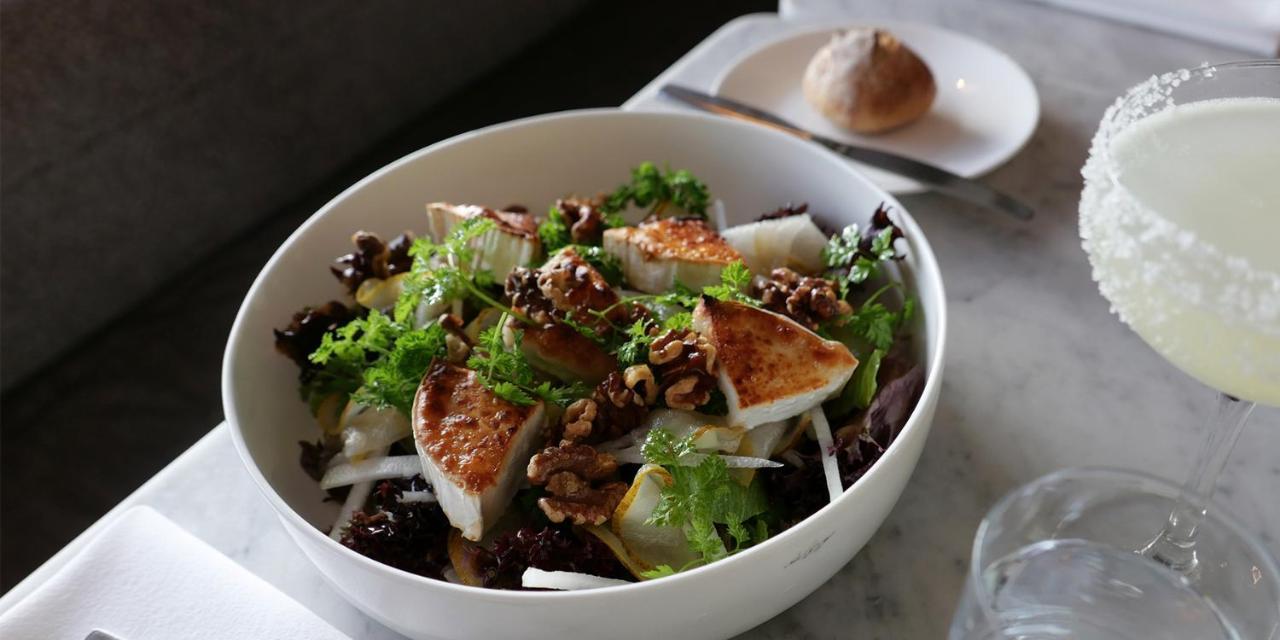 Hotel Diplomat Стокгольм Екстер'єр фото A salad with haloumi cheese