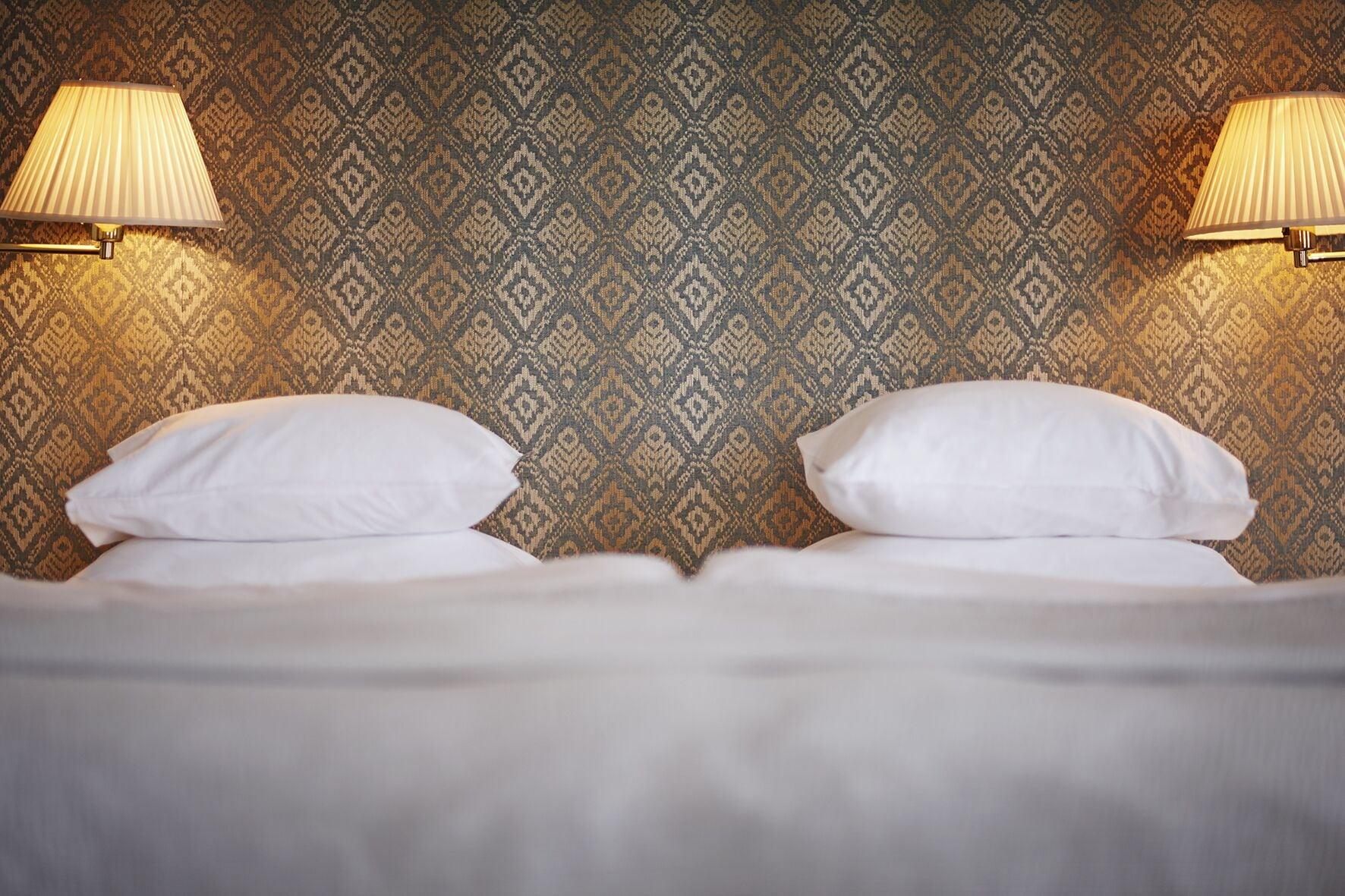 Hotel Diplomat Стокгольм Екстер'єр фото A bed with two pillows