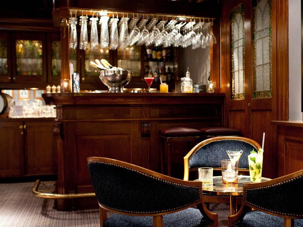 Hotel Diplomat Стокгольм Екстер'єр фото The bar at the Savoy